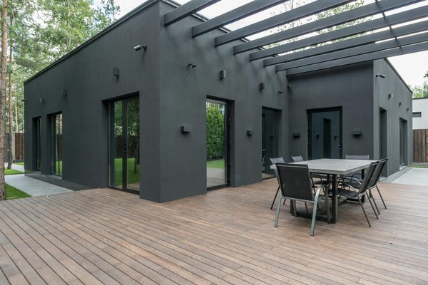 Installer facilement votre pergola bioclimatique en kit